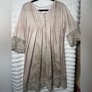 Women's Beige Lace-Trim Nightgown Pajama